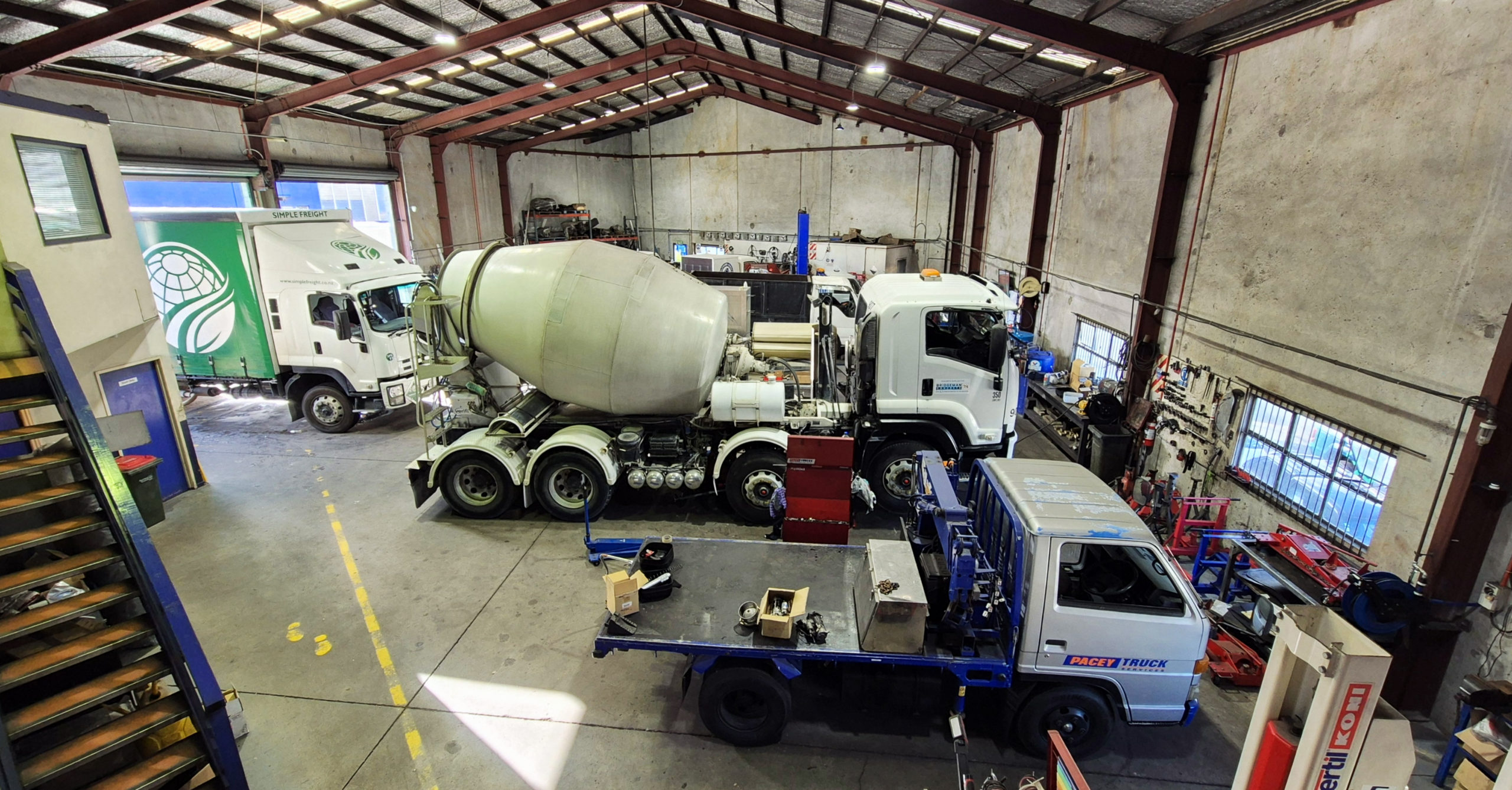 main workshop pacey truck services