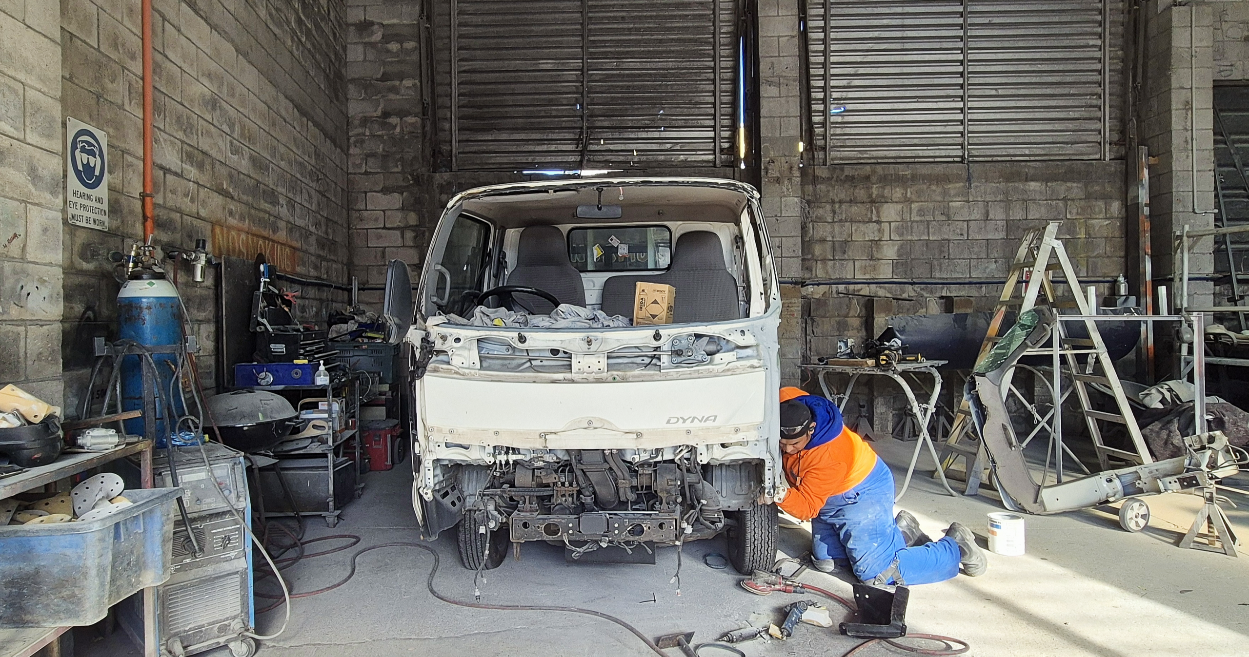 panel beating workshop pacey truck services